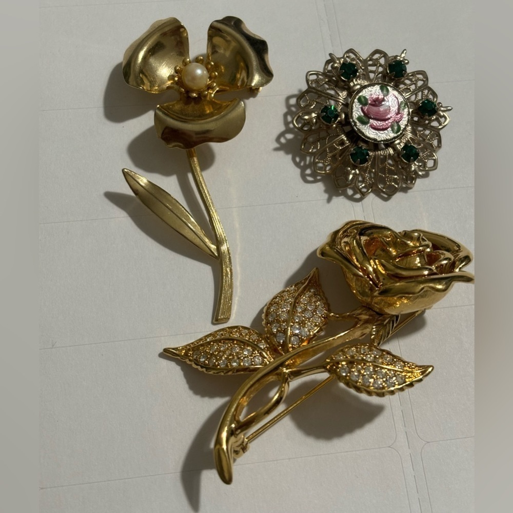 3 Pc Vintage Brooch Lot Gold Tone Flower